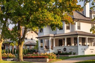 bed and breakfast 1 Opens in new window